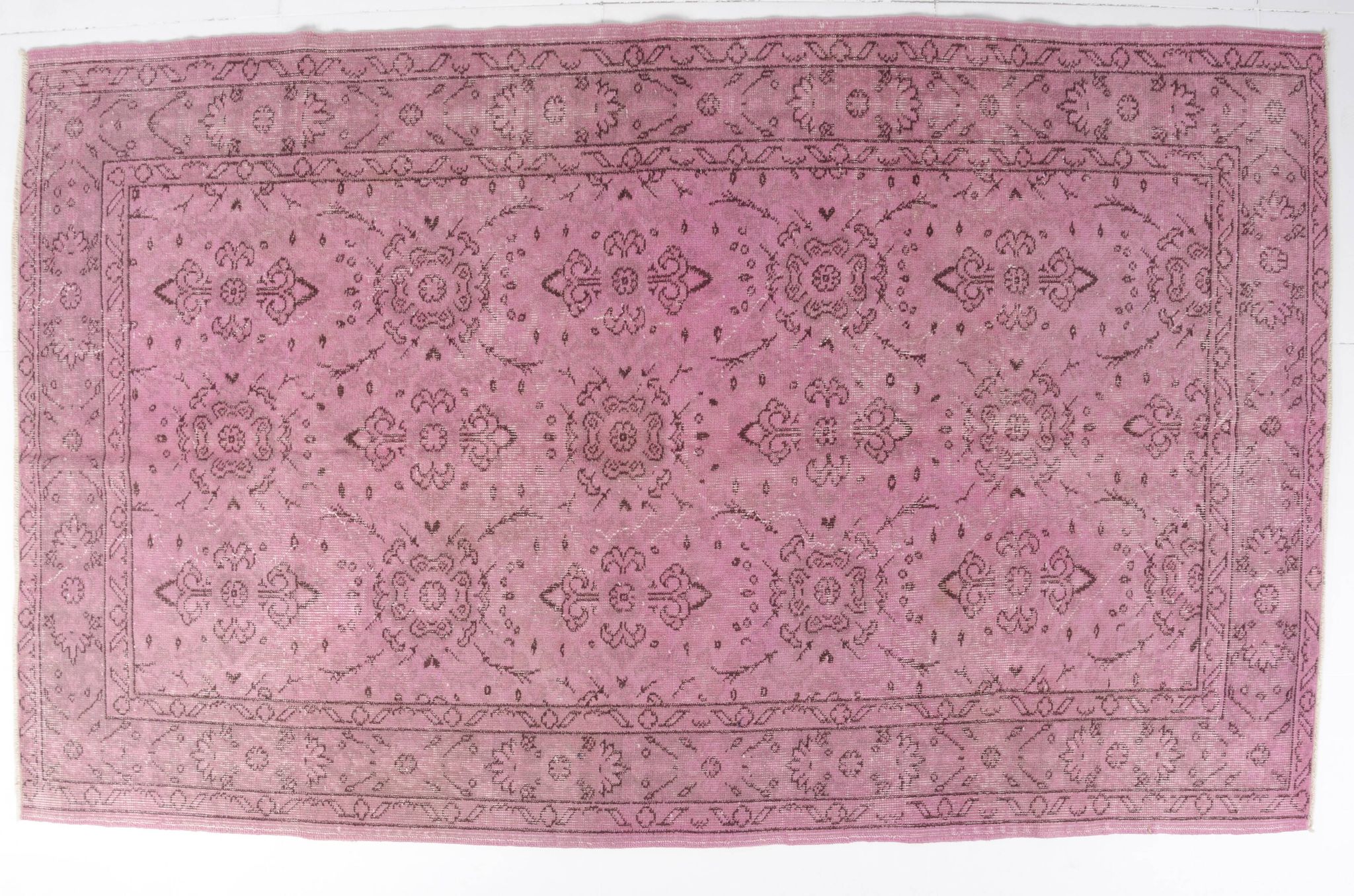 Tapis vintage anatolien rose sku 2536