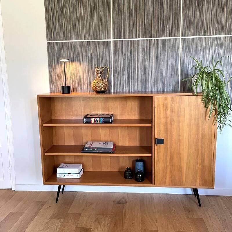 1960s buffet with shelves and 1 door