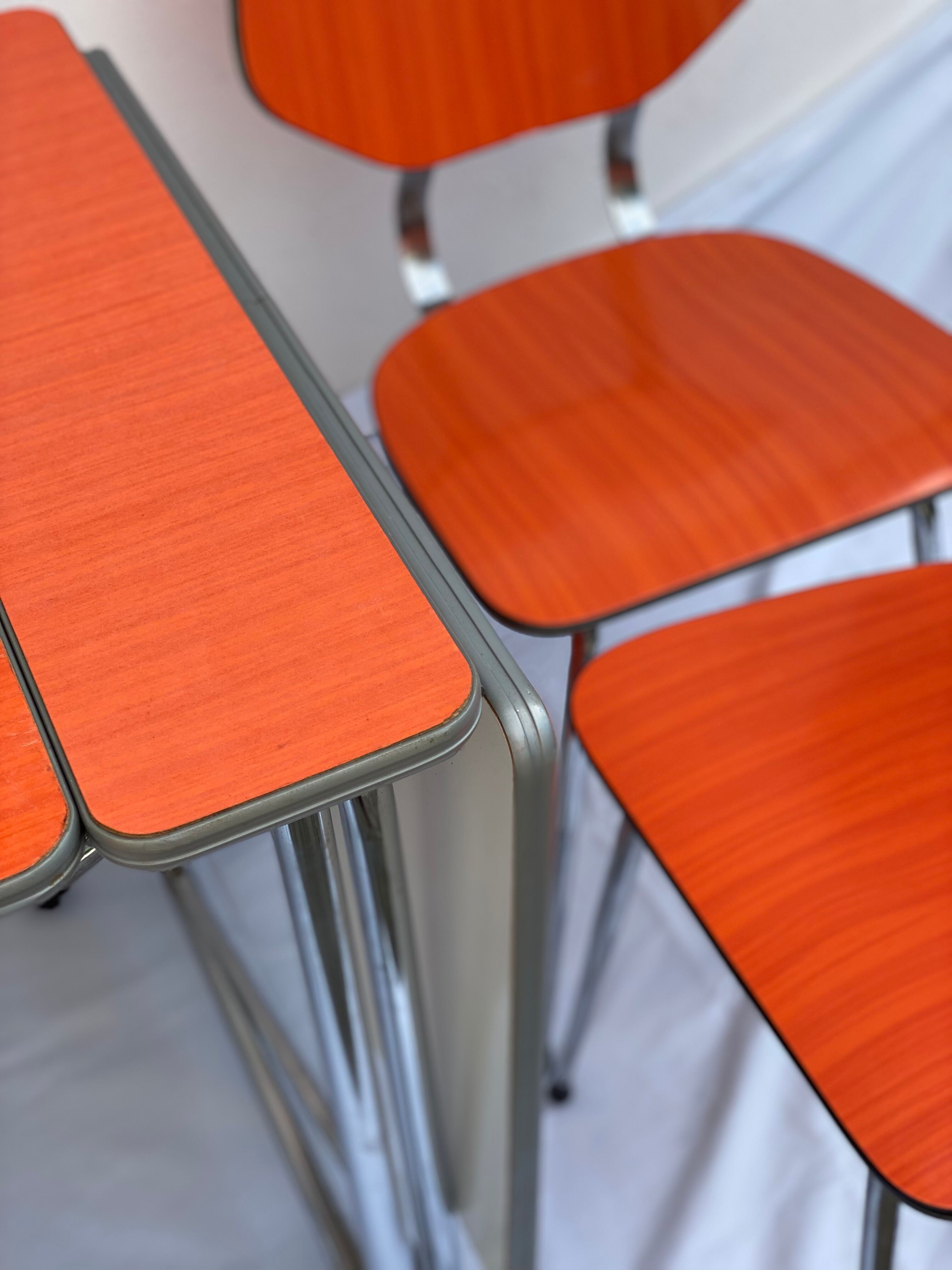 Orange formica table and 4 chairs