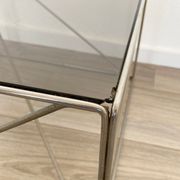 Table basse isocele conçue par Max Sauze, Isocele