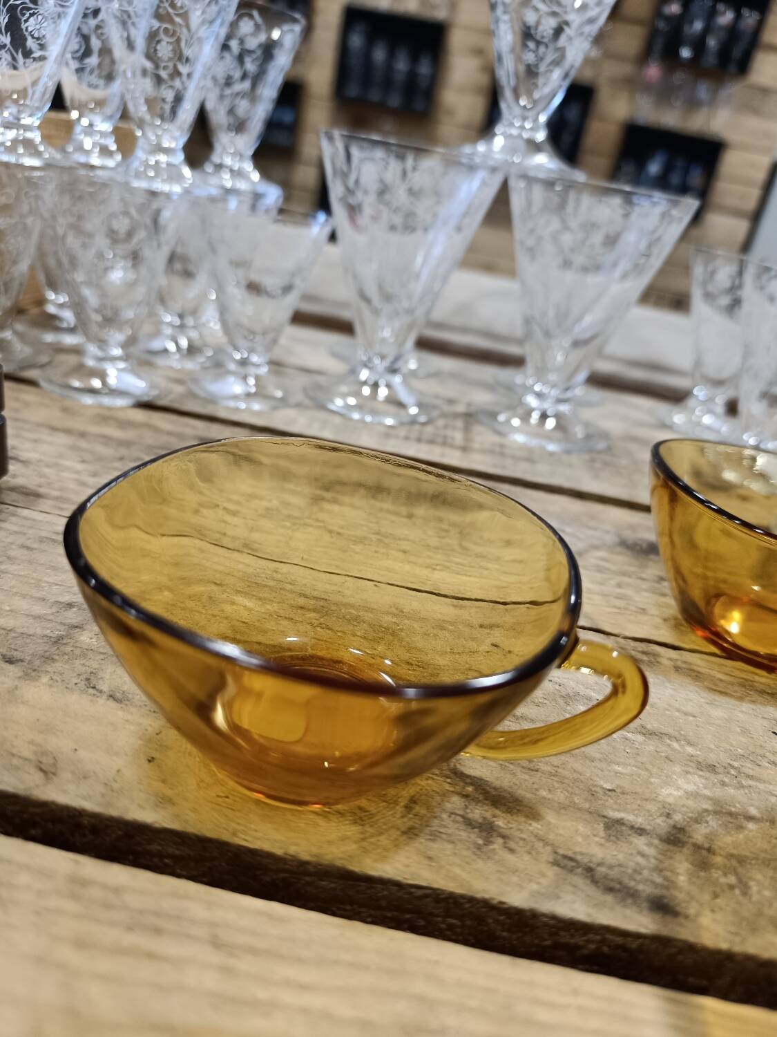 Lot of 4 vintage amber cups