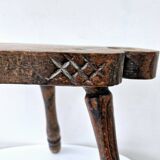 Rare Tabouret De Traite Ancien Tripode Bois Massif Sculpté Art Populaire