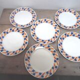 Six assiettes en faïence badonviller
