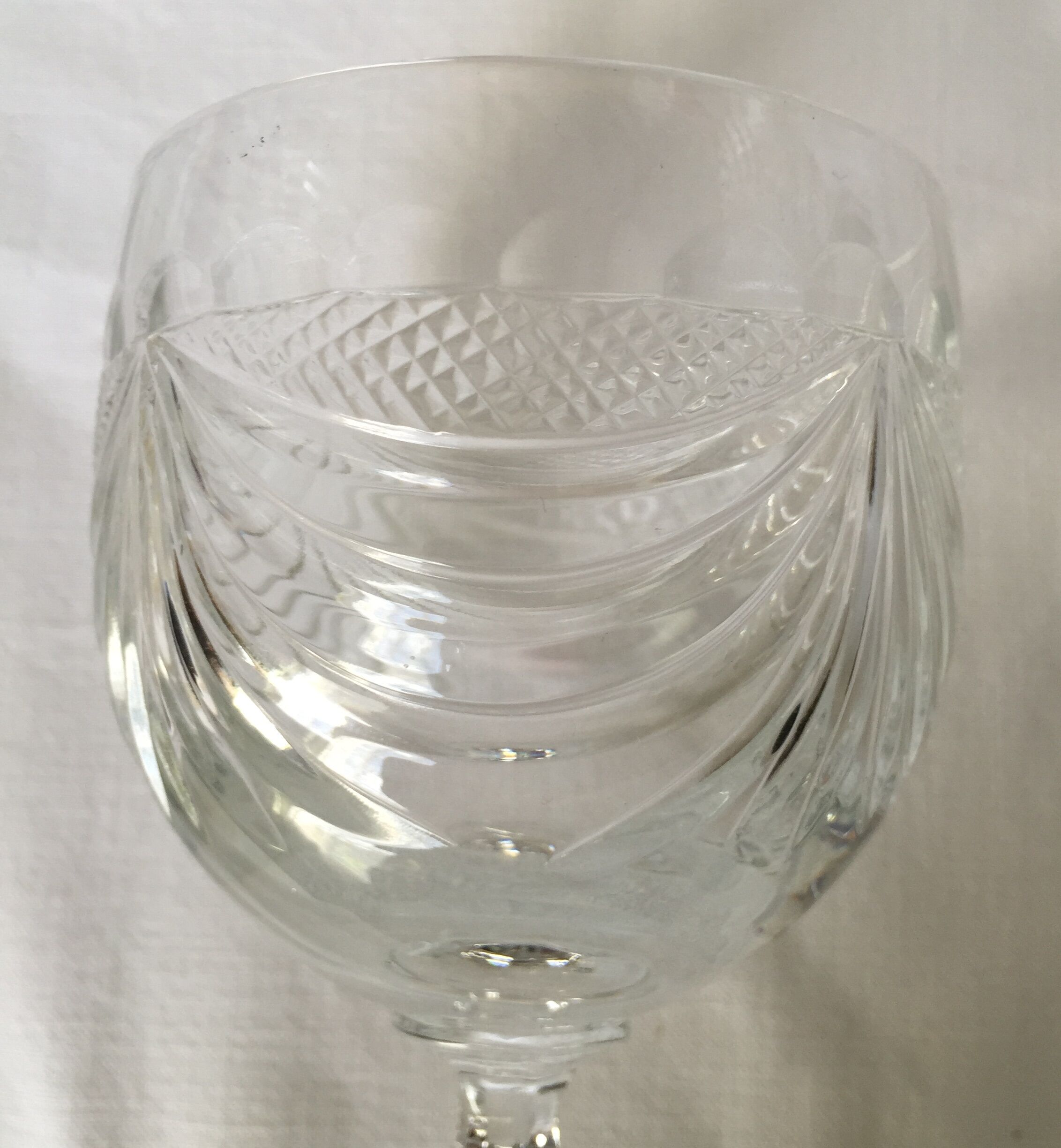 Set of 6 crystal wine glasses