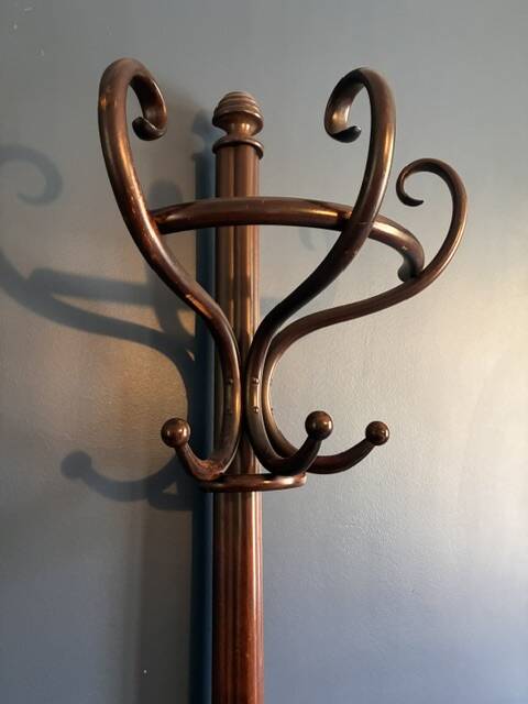 Coat rack - Thonet parrot in bent wood