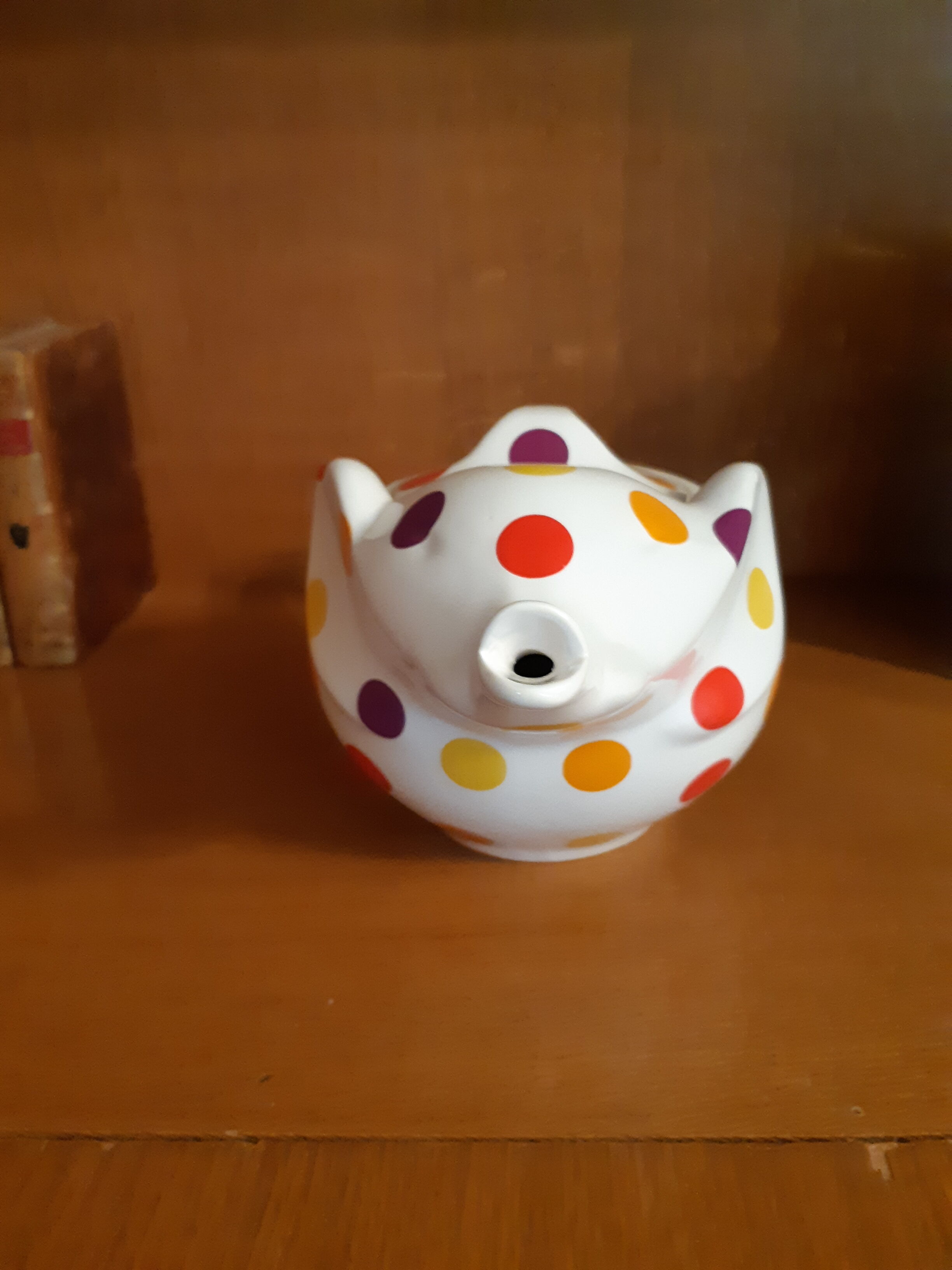 Théière elephant blanche à pois vintage français
