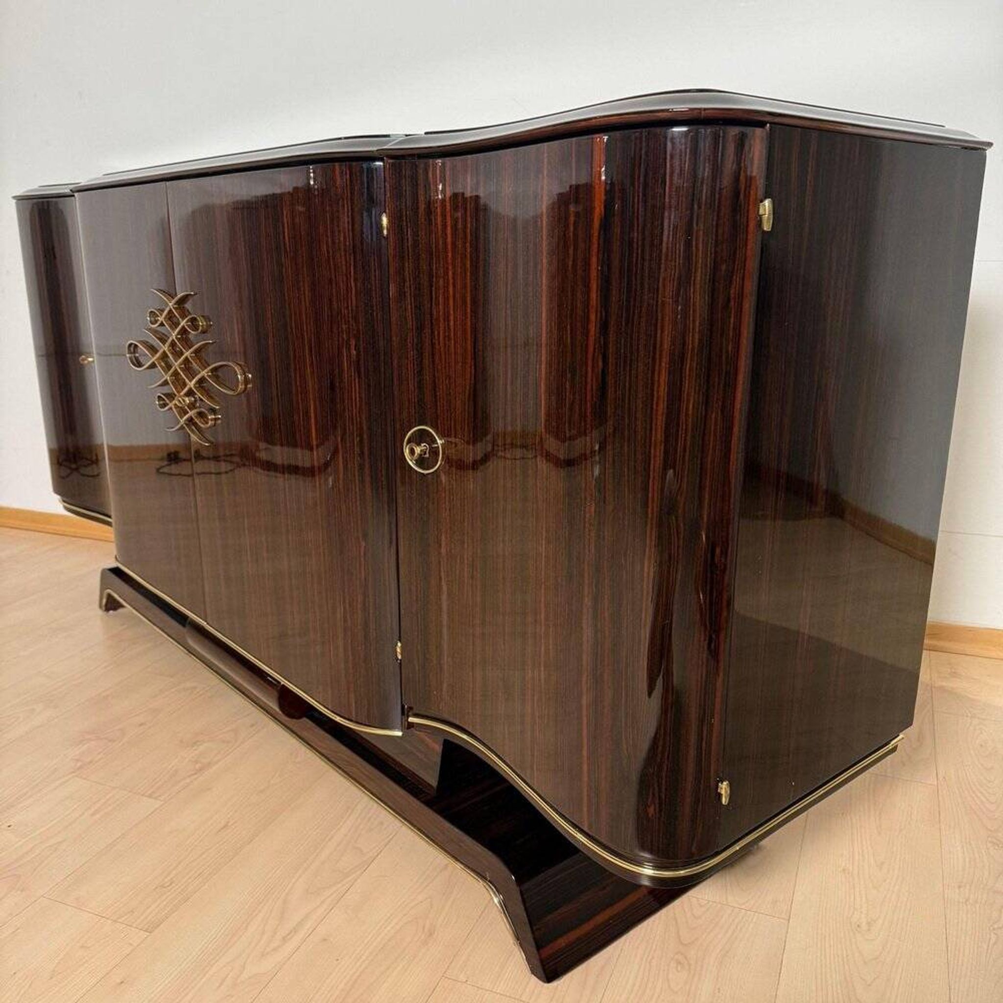 Art Deco Sideboard in Macassar Ebony and Brass, Paris, 1930s