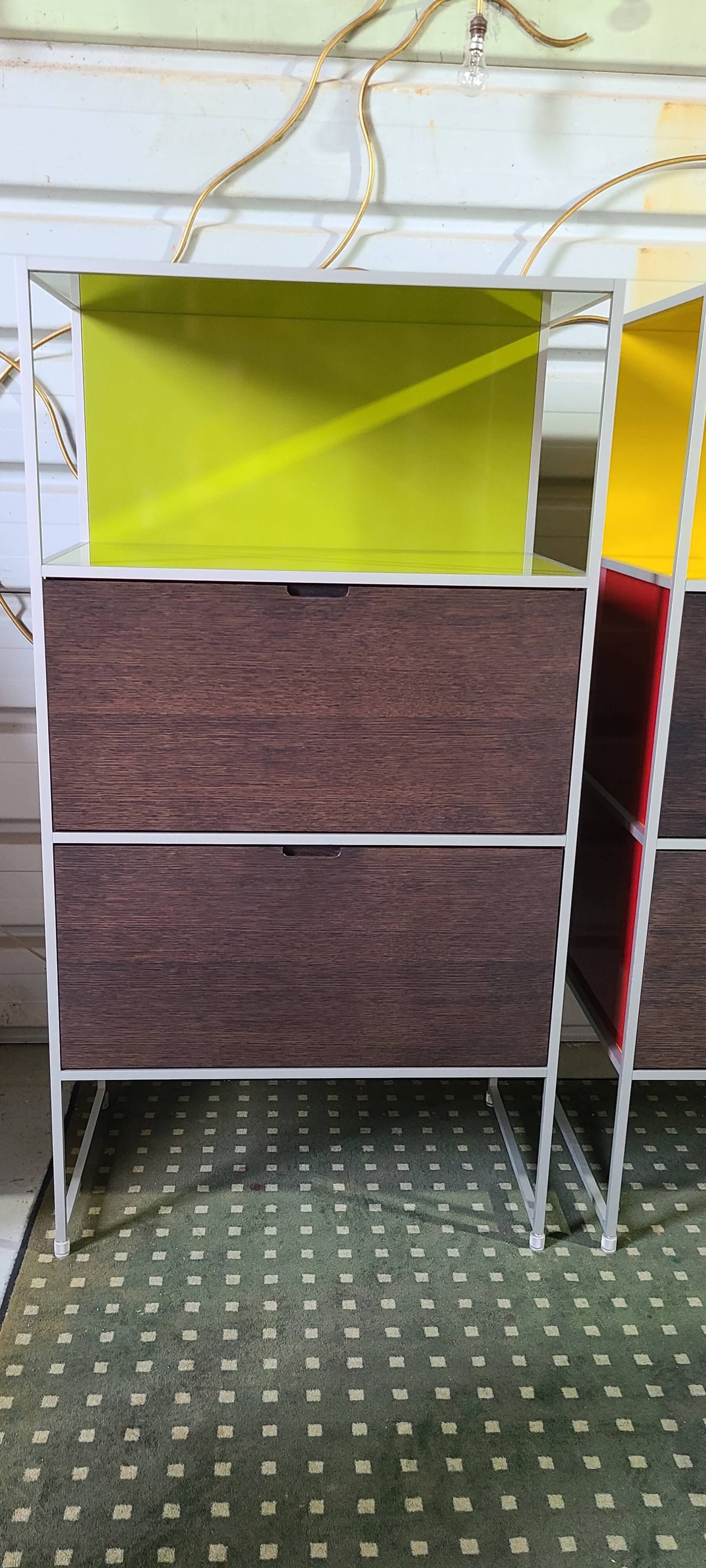 Libraries of B&B Italia, 2005