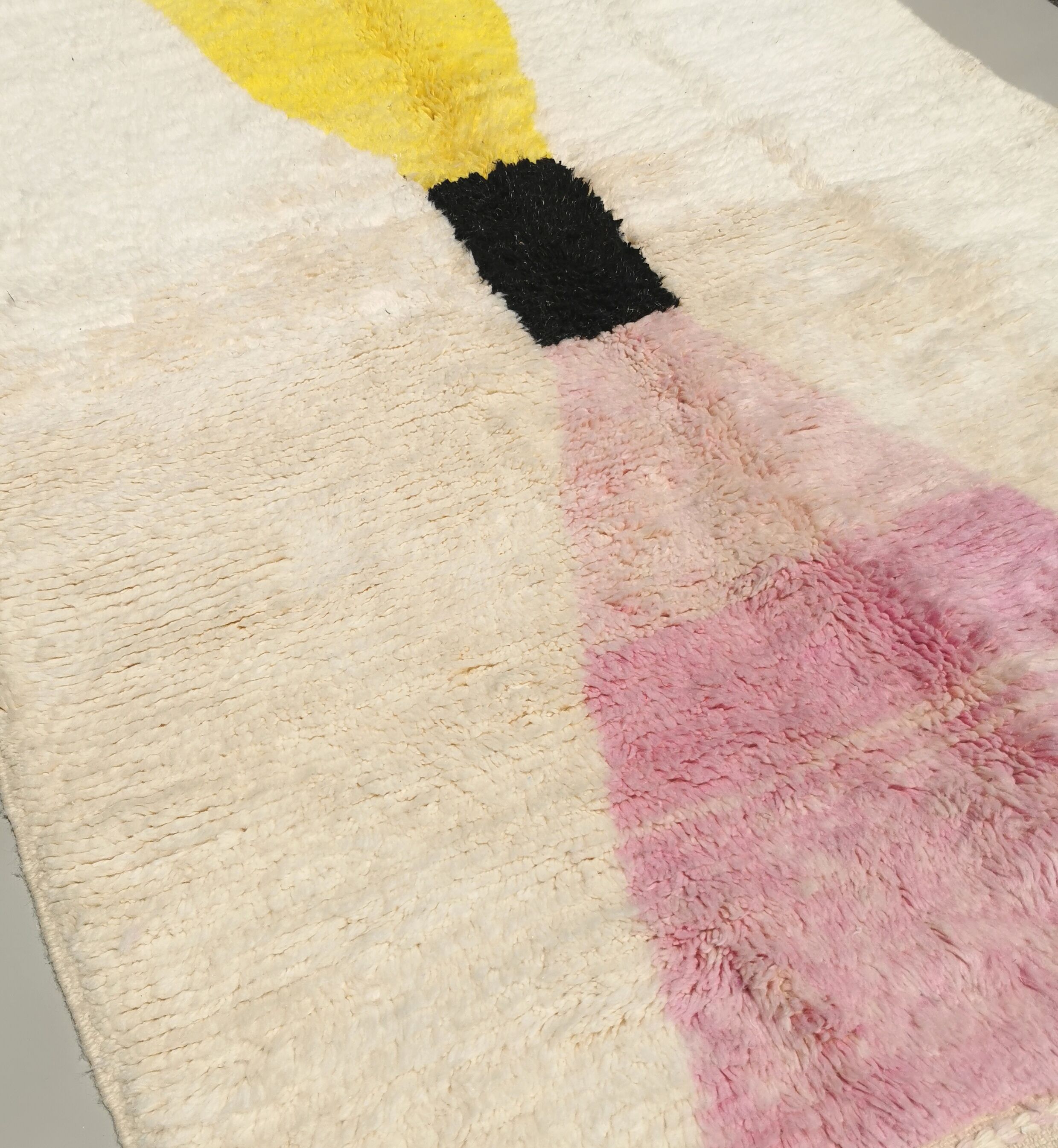 Berber carpet beni ouarain