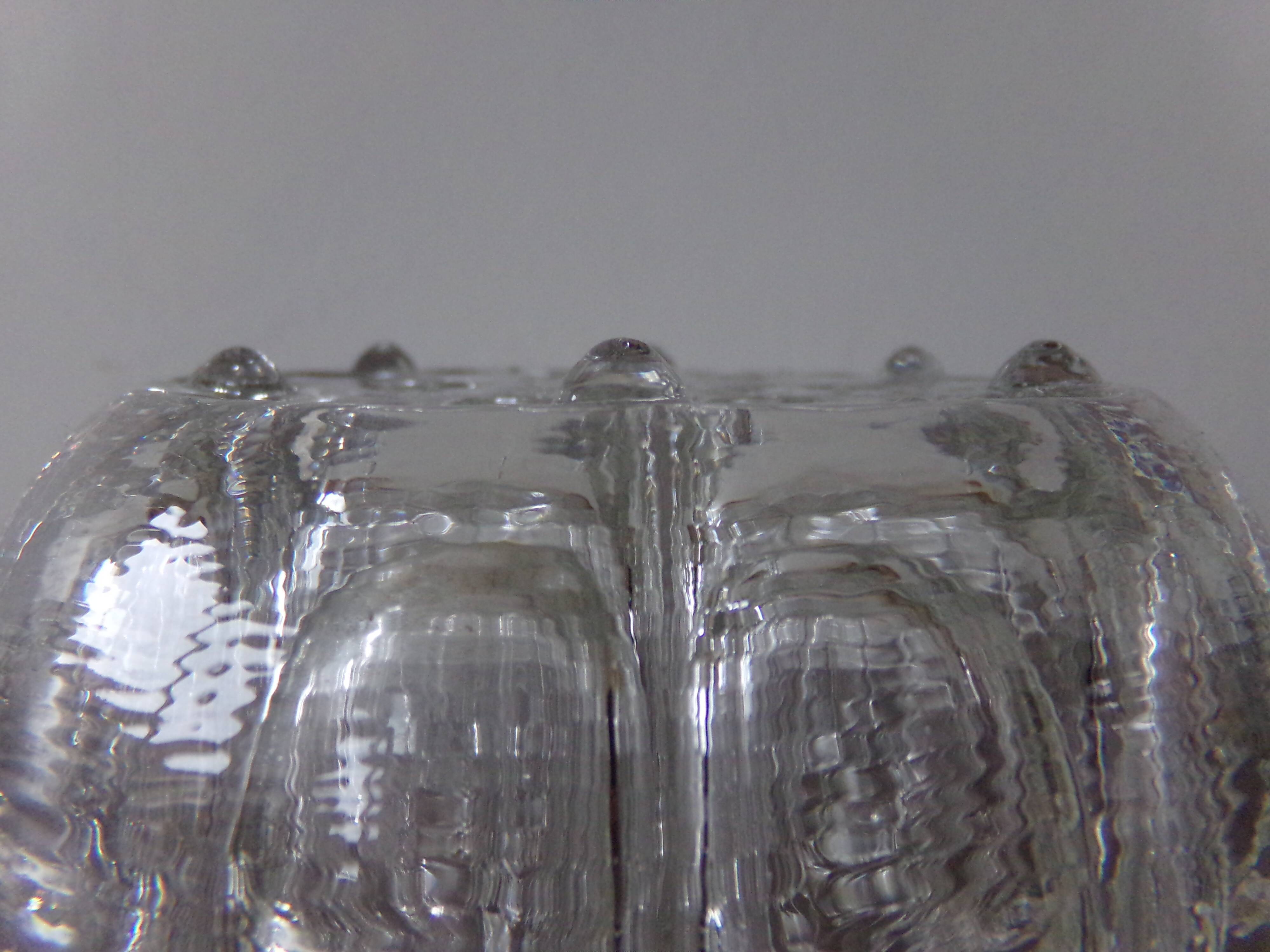 Pique-fleurs ancien en verre