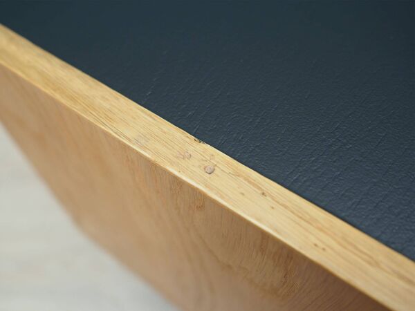 Commode en frêne, design danois, années 70, production : Danemark