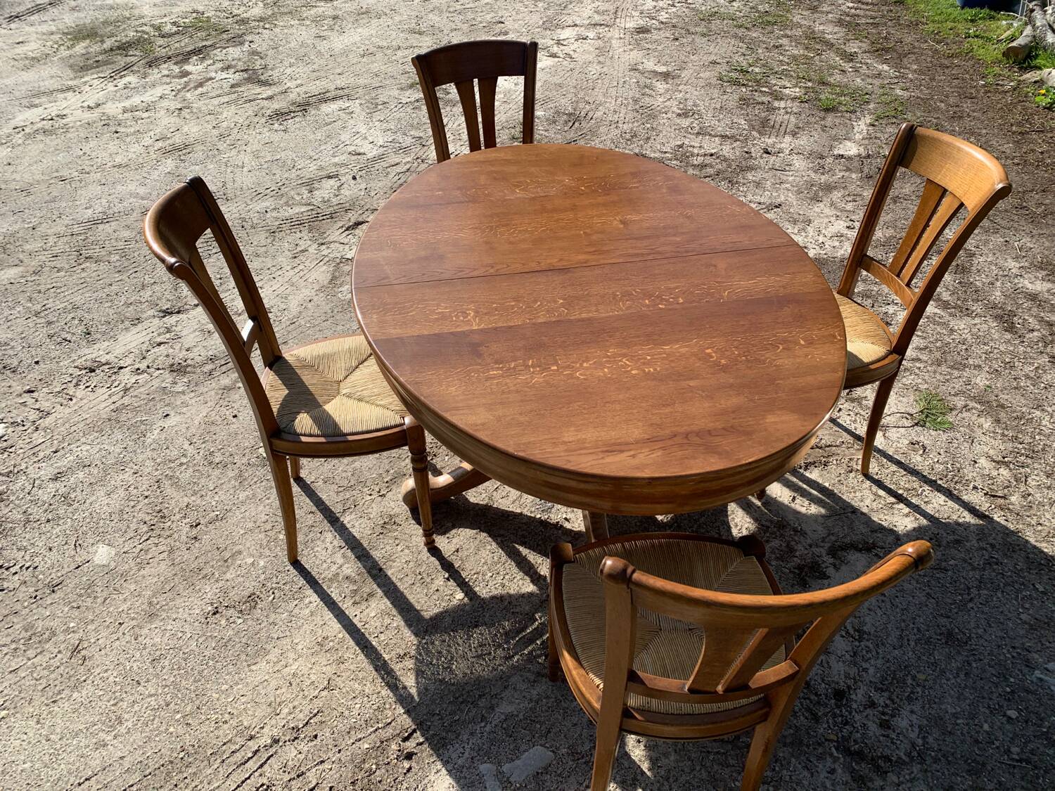 Table et chaises de salle a manger louis philippe