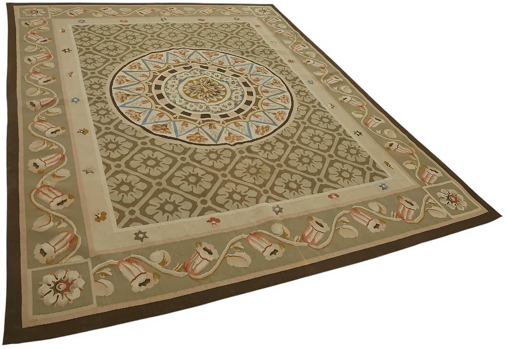 Handmade European Vintage Aubusson Kilim 207 cm x 273 cm