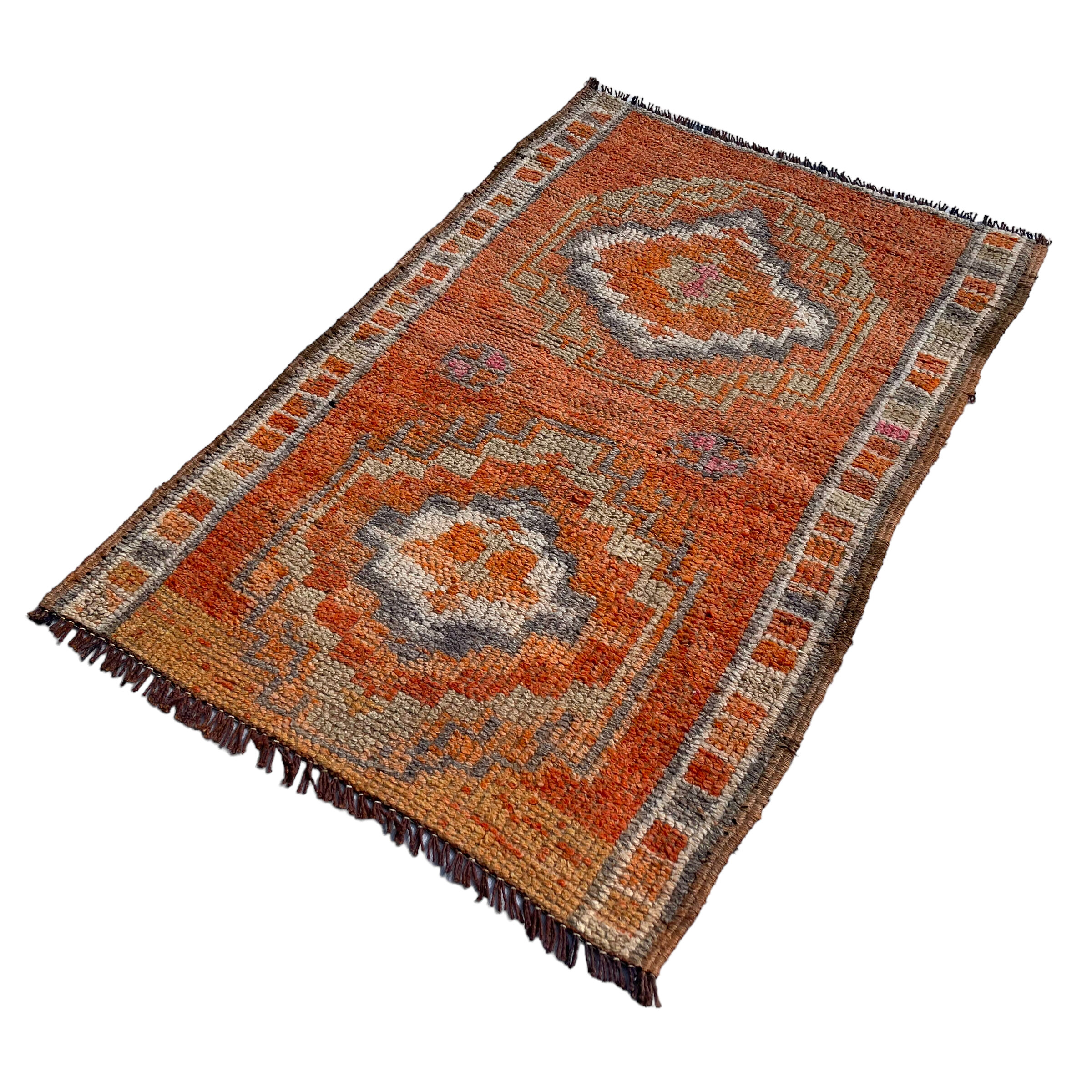 Vintage kurdish herki rug