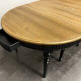 Elegant extendable oak table and black legs, 6/16 covers