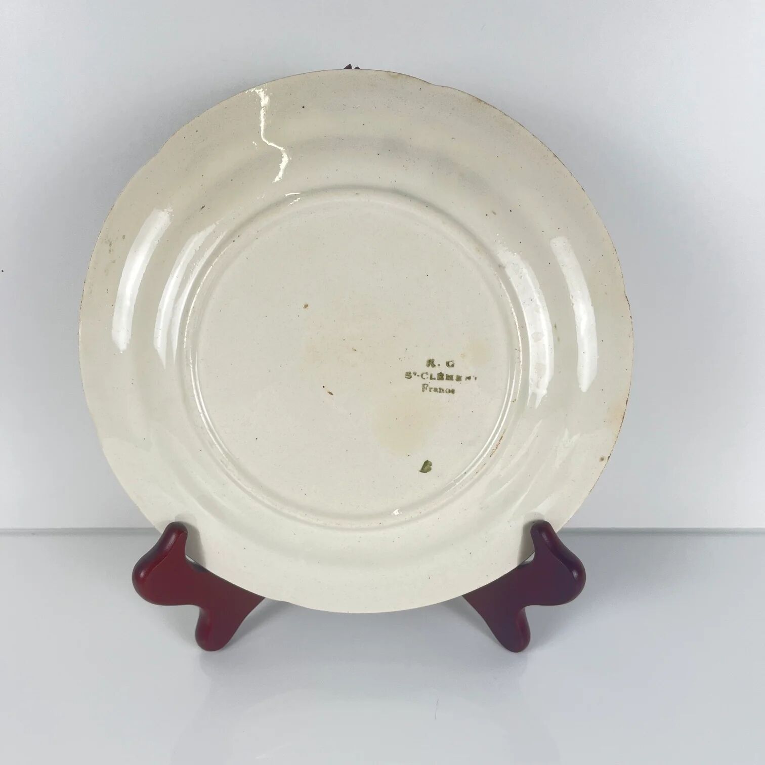 Set of 4 plates KG St Clément barbotine fruit (cherry, mirabelle, grape, pear), late 19th-early 20th century.