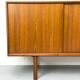 Buffet danois en teck par Henning Kjaernulf pour Bruno Hansen, années 1960