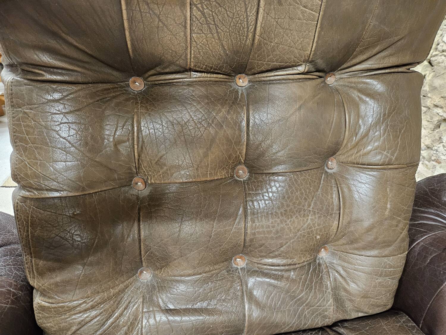 Vintage leather lounge chair 1960