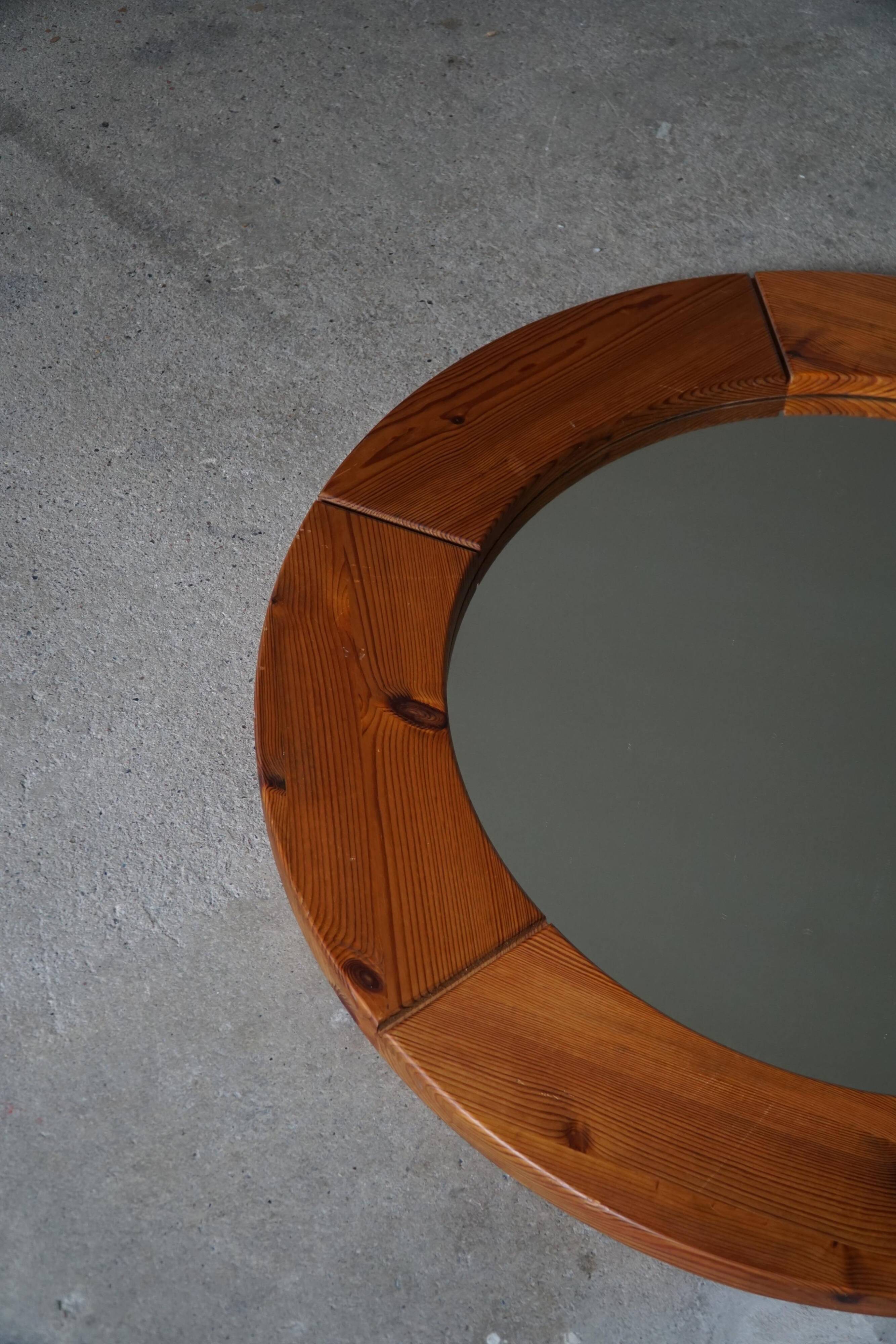 Wall mirror in solid pine by Glasmäster Markaryd, Sweden, 1960s.