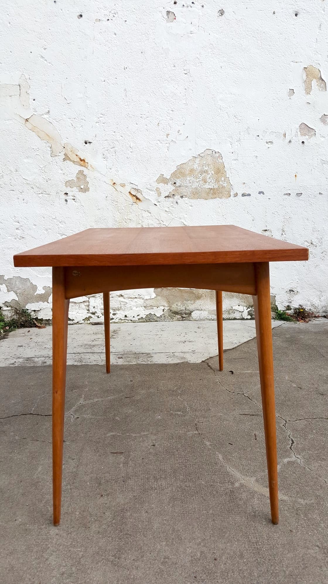 1960 Stella Dining Table