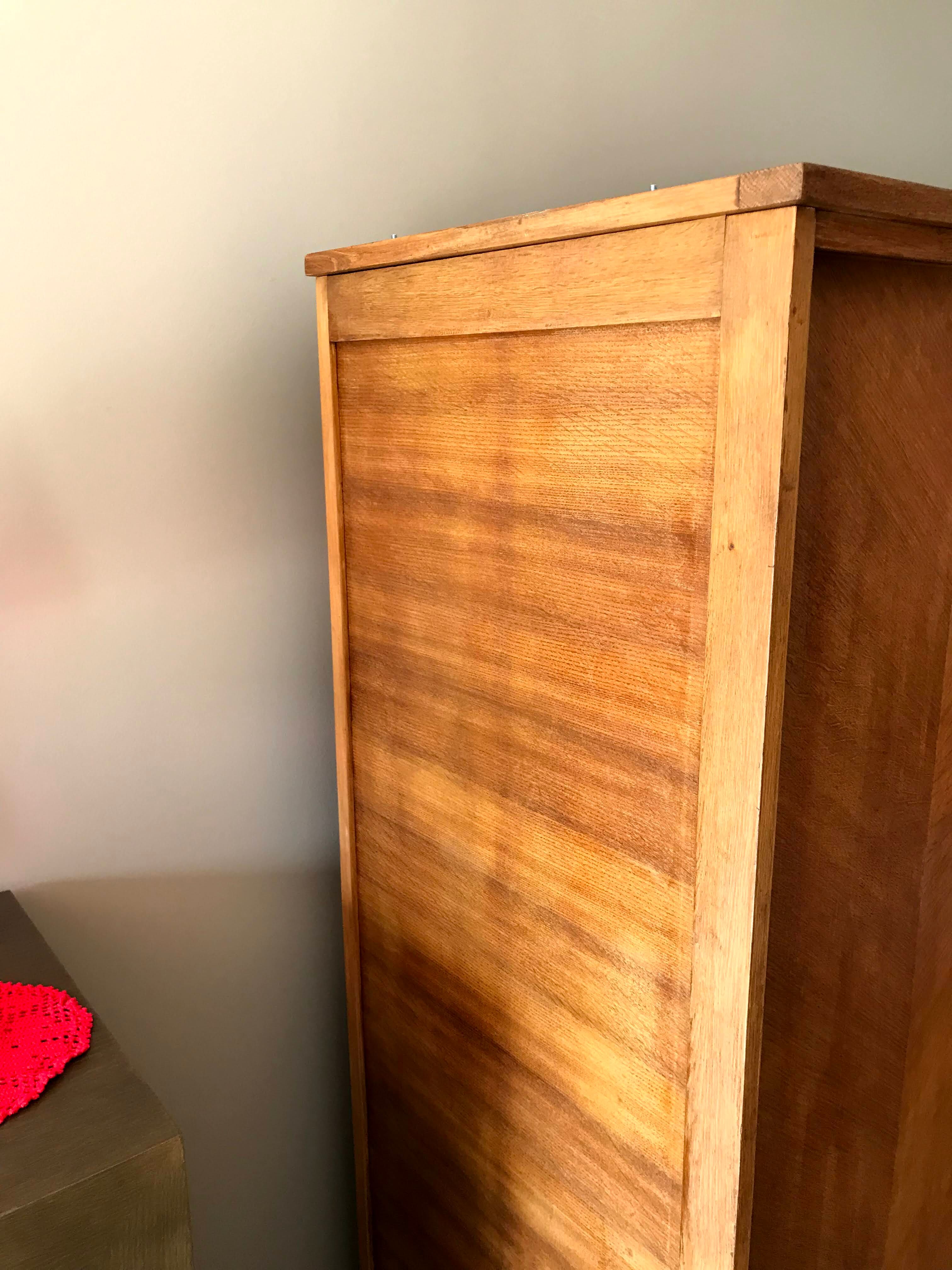 Wardrobe sewing door