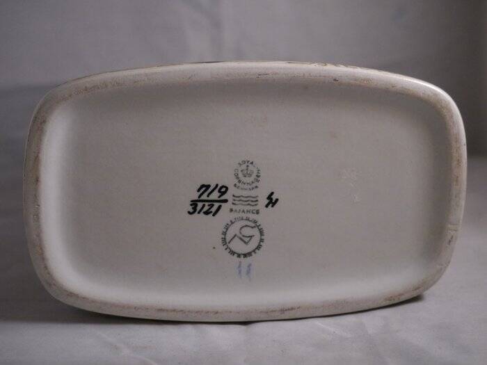 Nils Thorsson vase for Royal Copenhagen