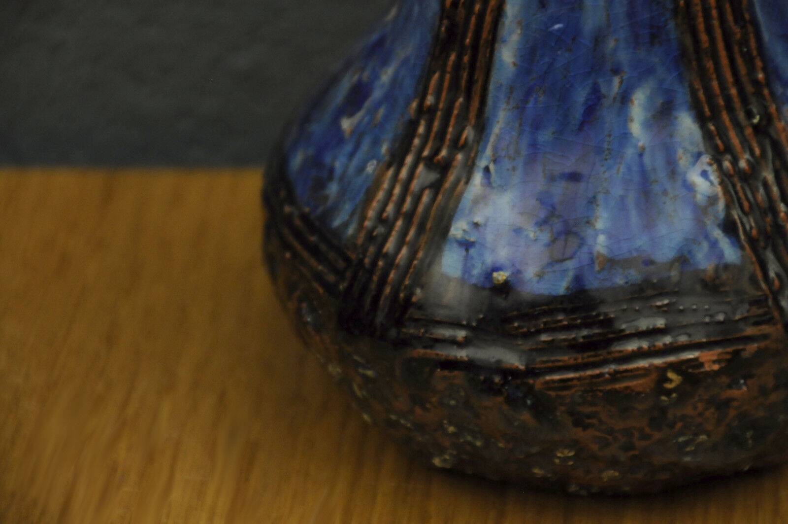 Scandinavian ceramic lamp