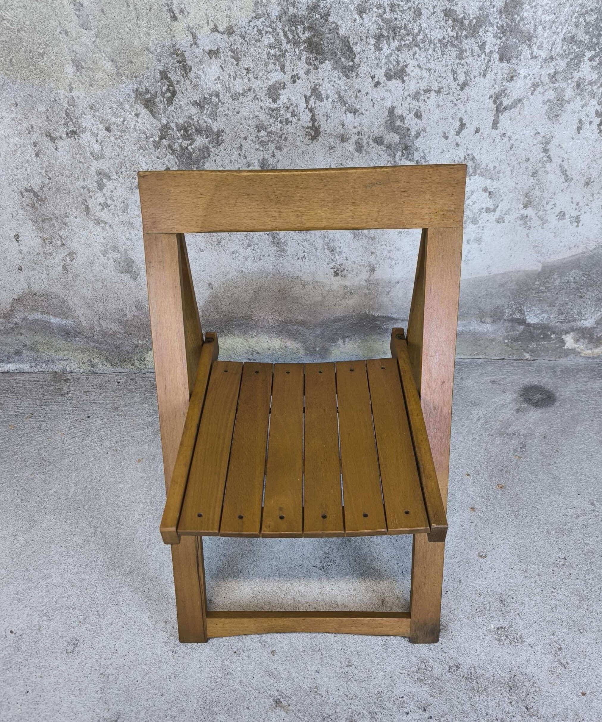 Vintage folding chair in wood by Aldo Jacober