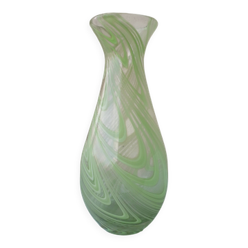 Vase en verre à liseré vert
