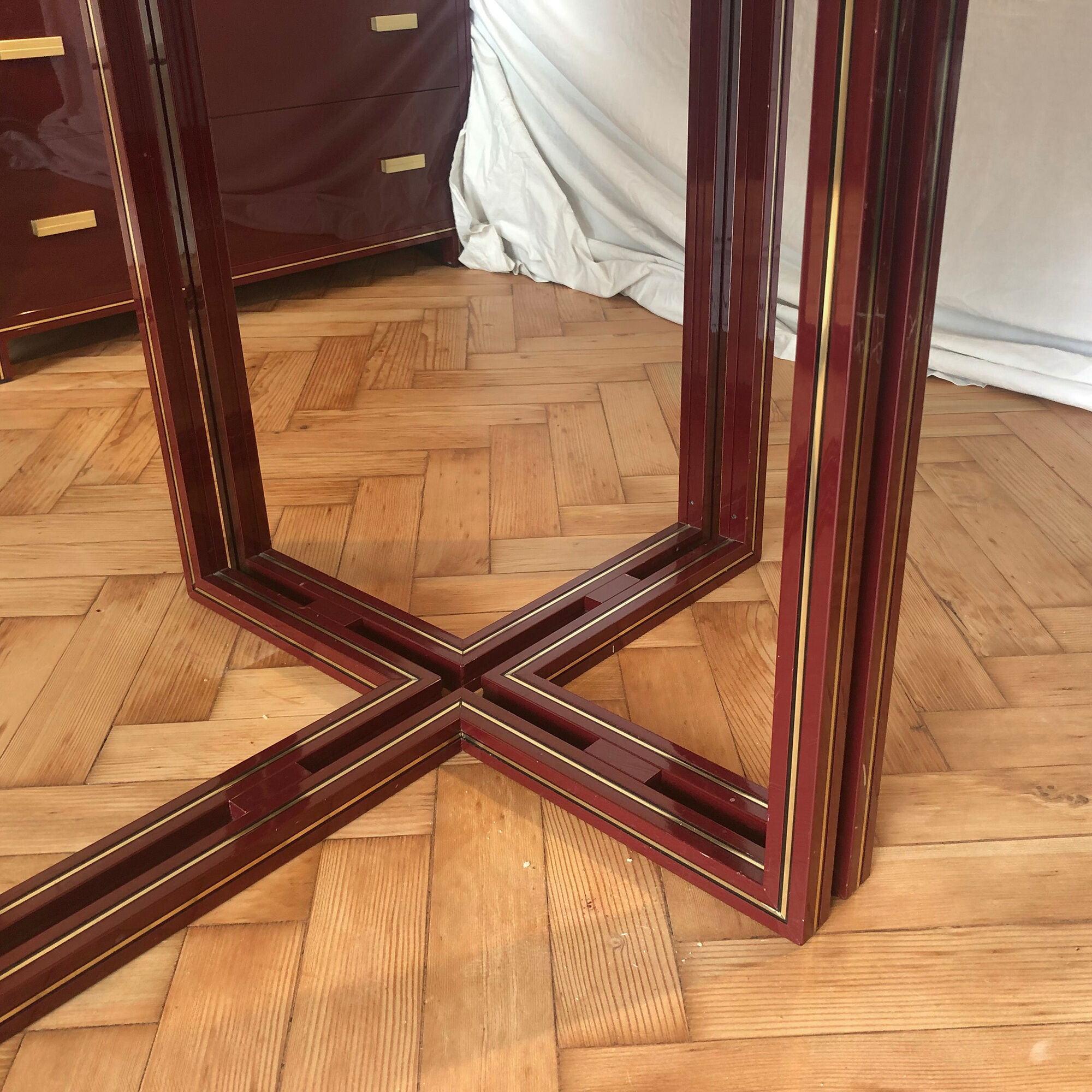 Burgundy Pierre Vandel dining table vintage 1970s