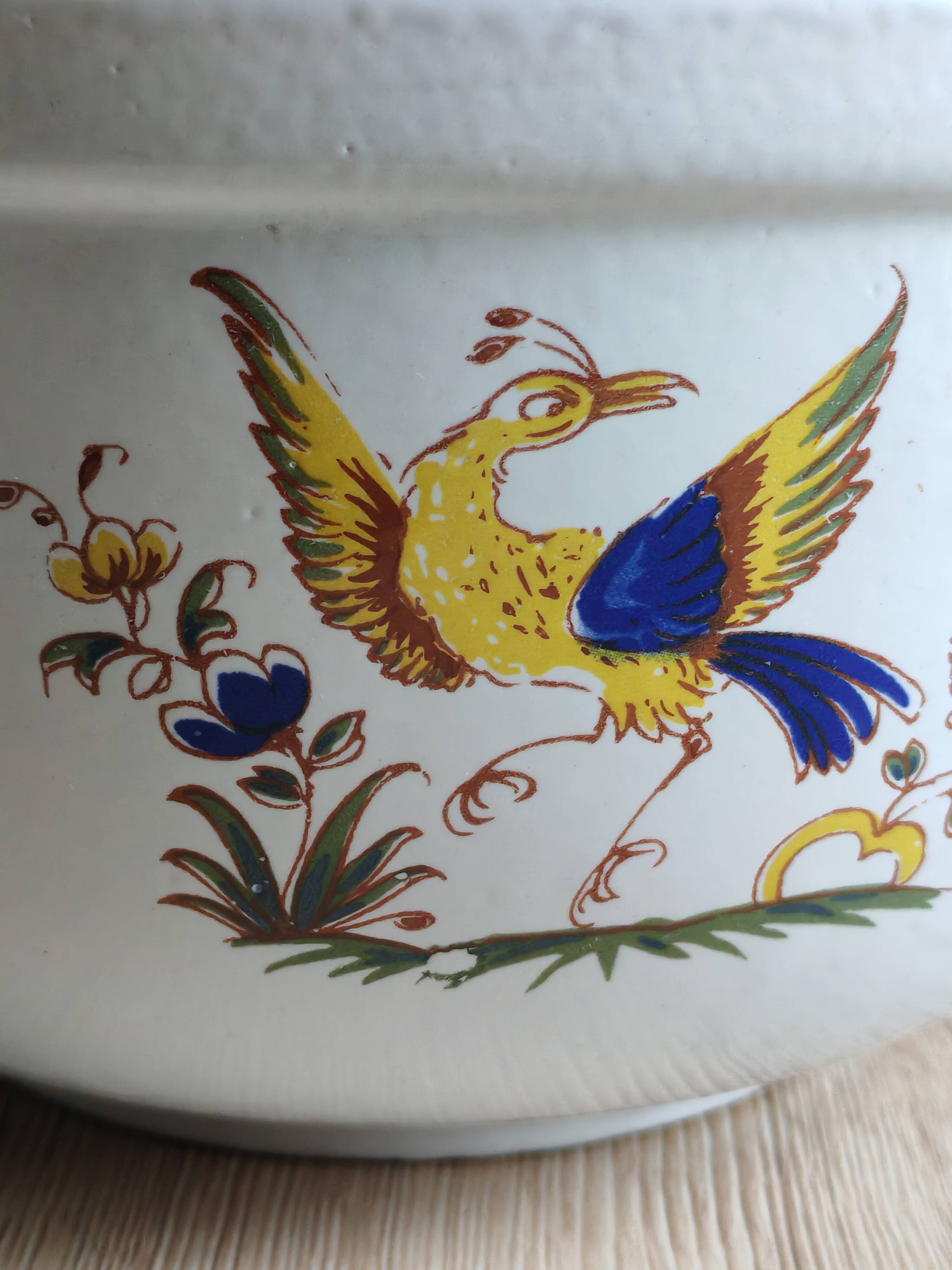 Saladier vintage faïence blanche oiseau exotique style Moustiers