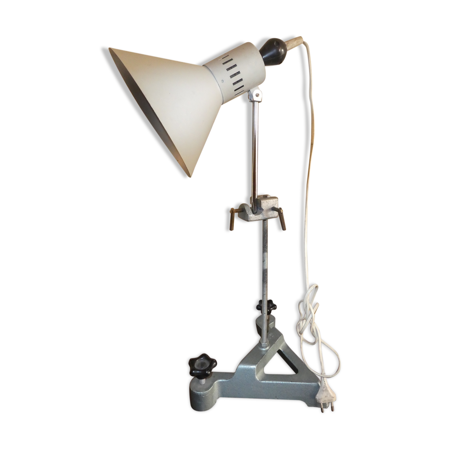 Workshop lamp