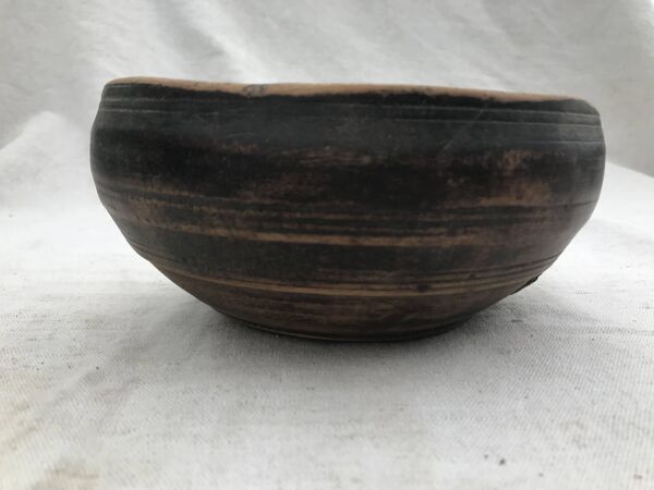Antique bol en bois