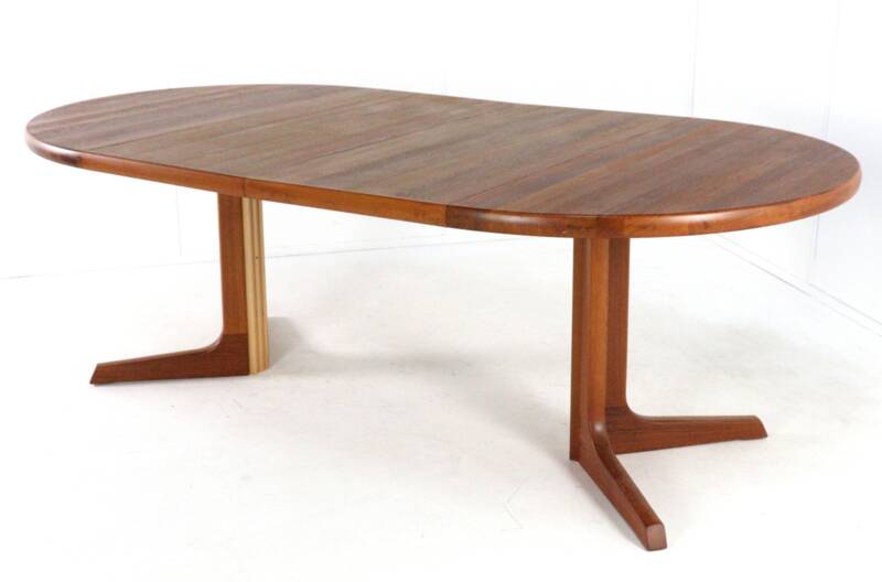 Extendable dining table Gudme 2x 'Slumstrup' - Danish design in teak