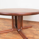 Mid-Century Danish Teak Coffee Table from Dyrlund, 1970s.