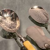 Service à confiserie saupoudreuse, pelle glace argent Minerve XIXe Napoléon III