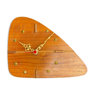 Clock wood and brass triangle vintage year 60 German kienzle quartz.