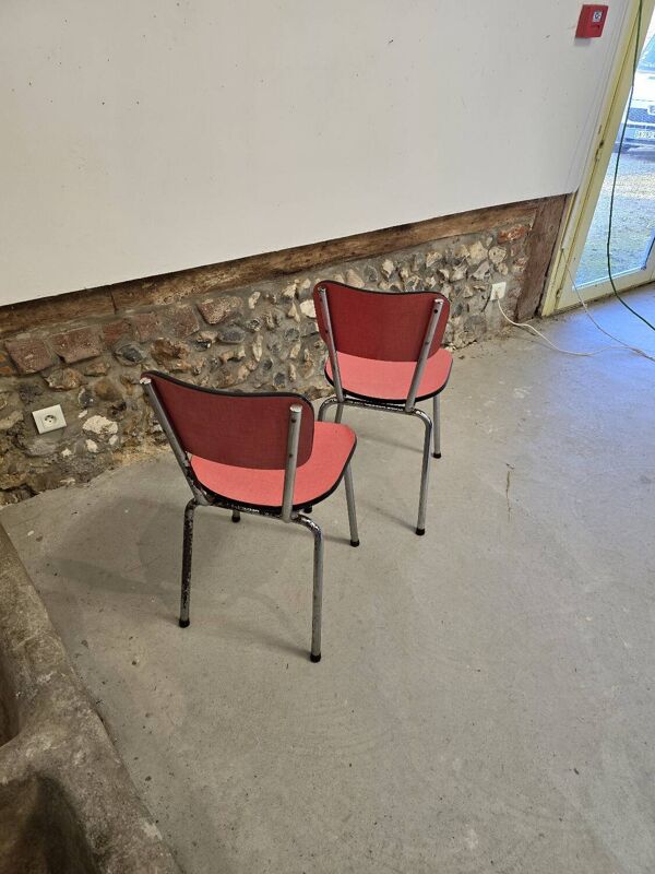 Paire de chaises en formica rose