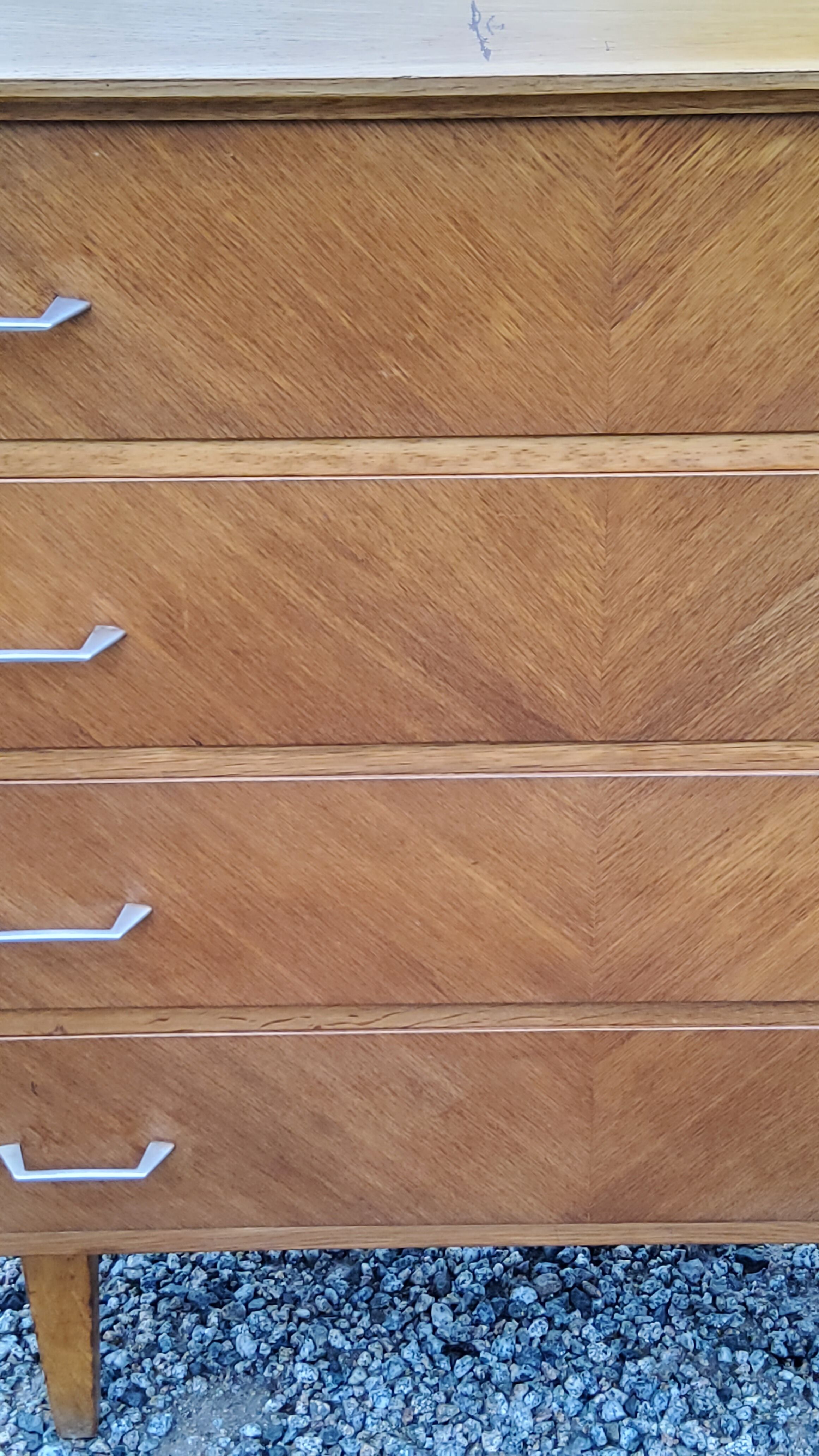 Vintage chest of drawers from the 50s in blond oak 4 drawers feet bobbin