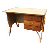 Bureau ancien en rotin