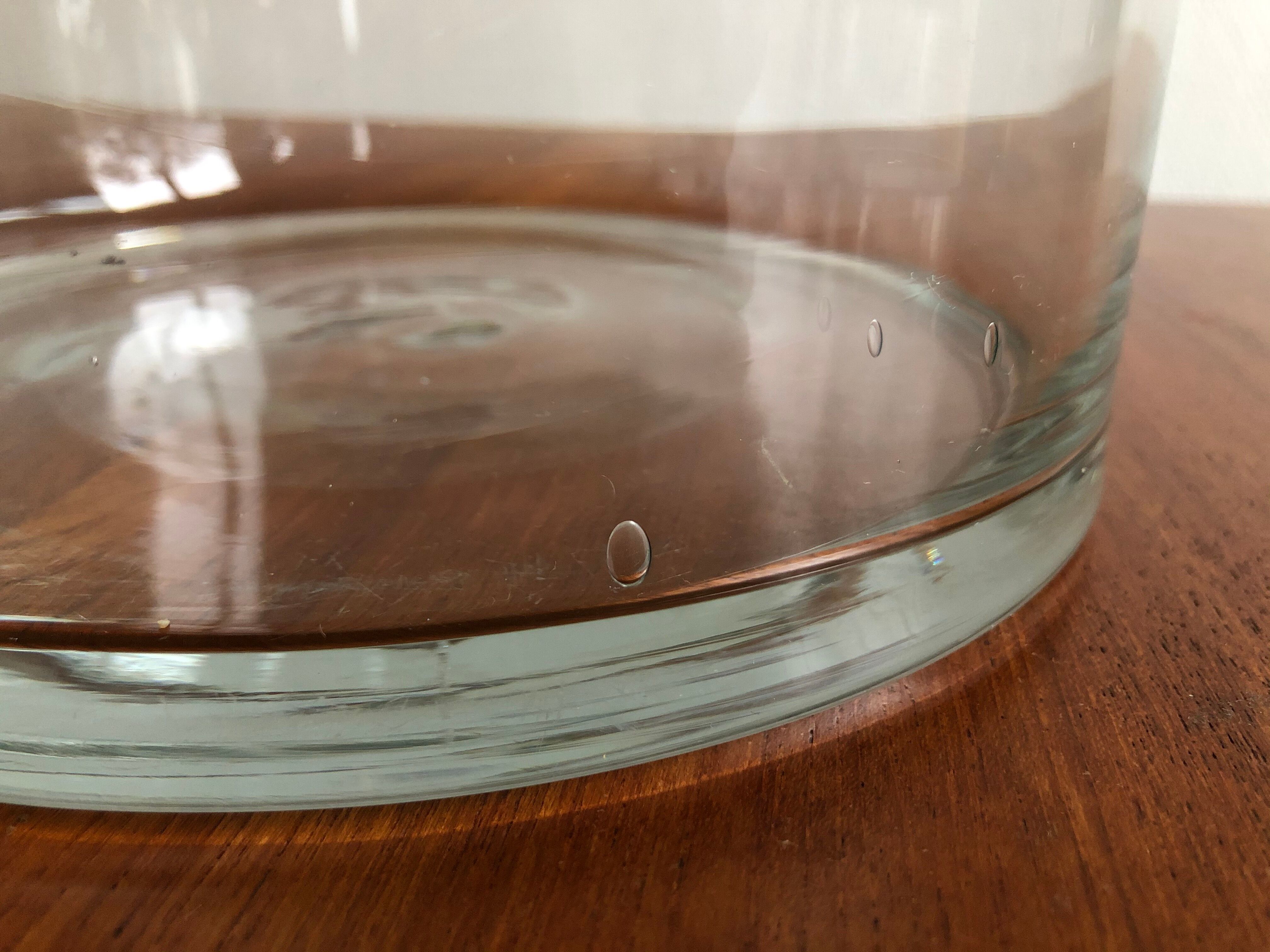 Large cylindrical vase in blown glass