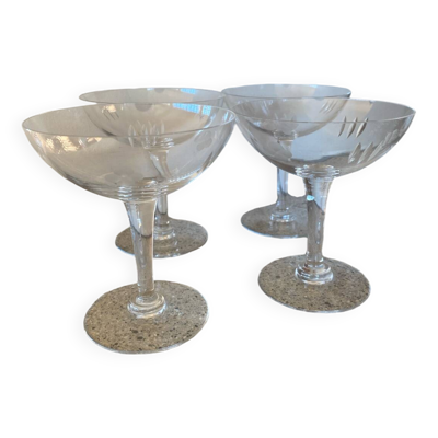 4 coupes à champagne en cristal