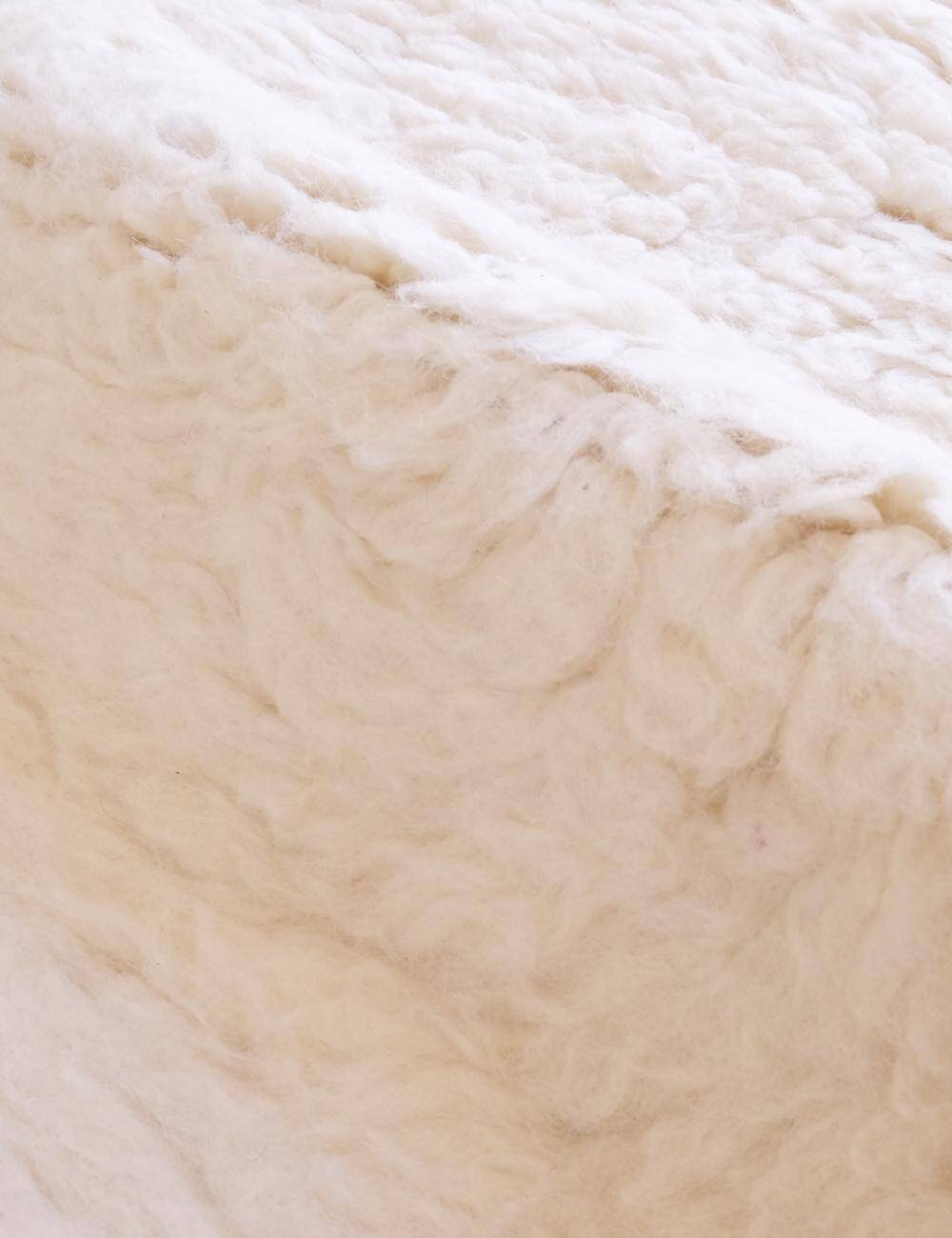 Contemporary Rug - 355 x 251 cm