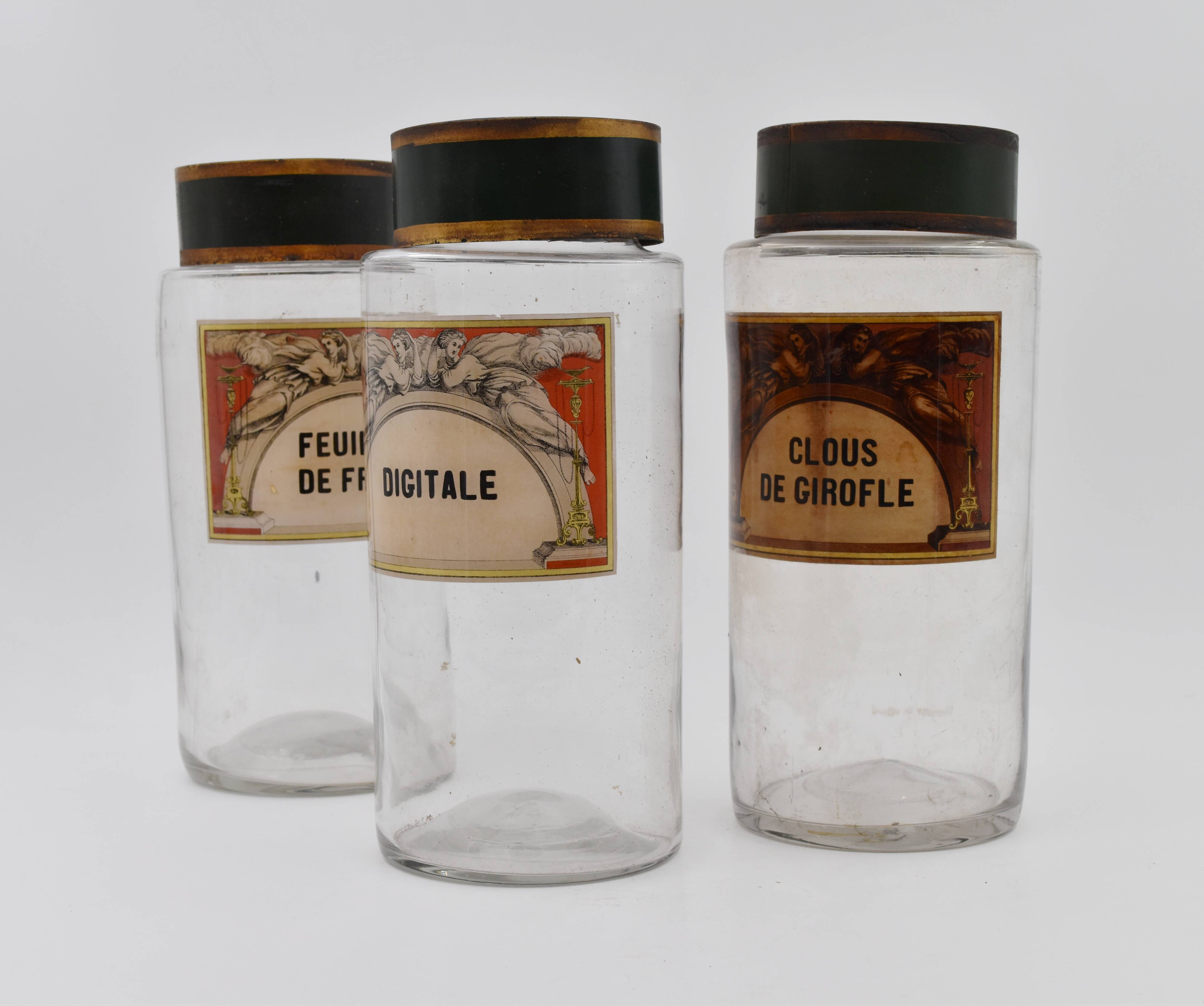 Bottle of ancient aphoticaria Cloves