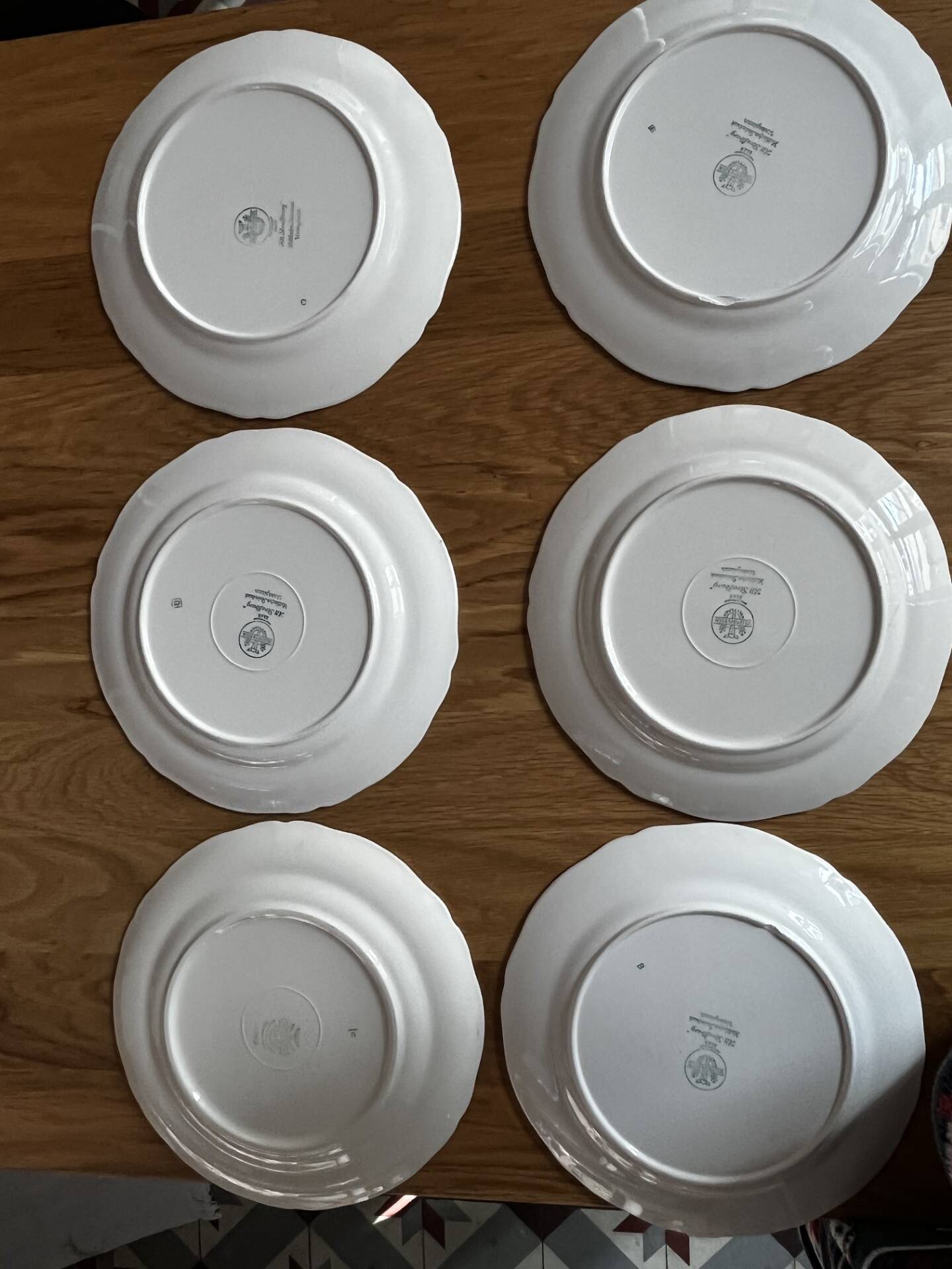6 vintage Villeroy and Boch "alt strasburg" flat plates