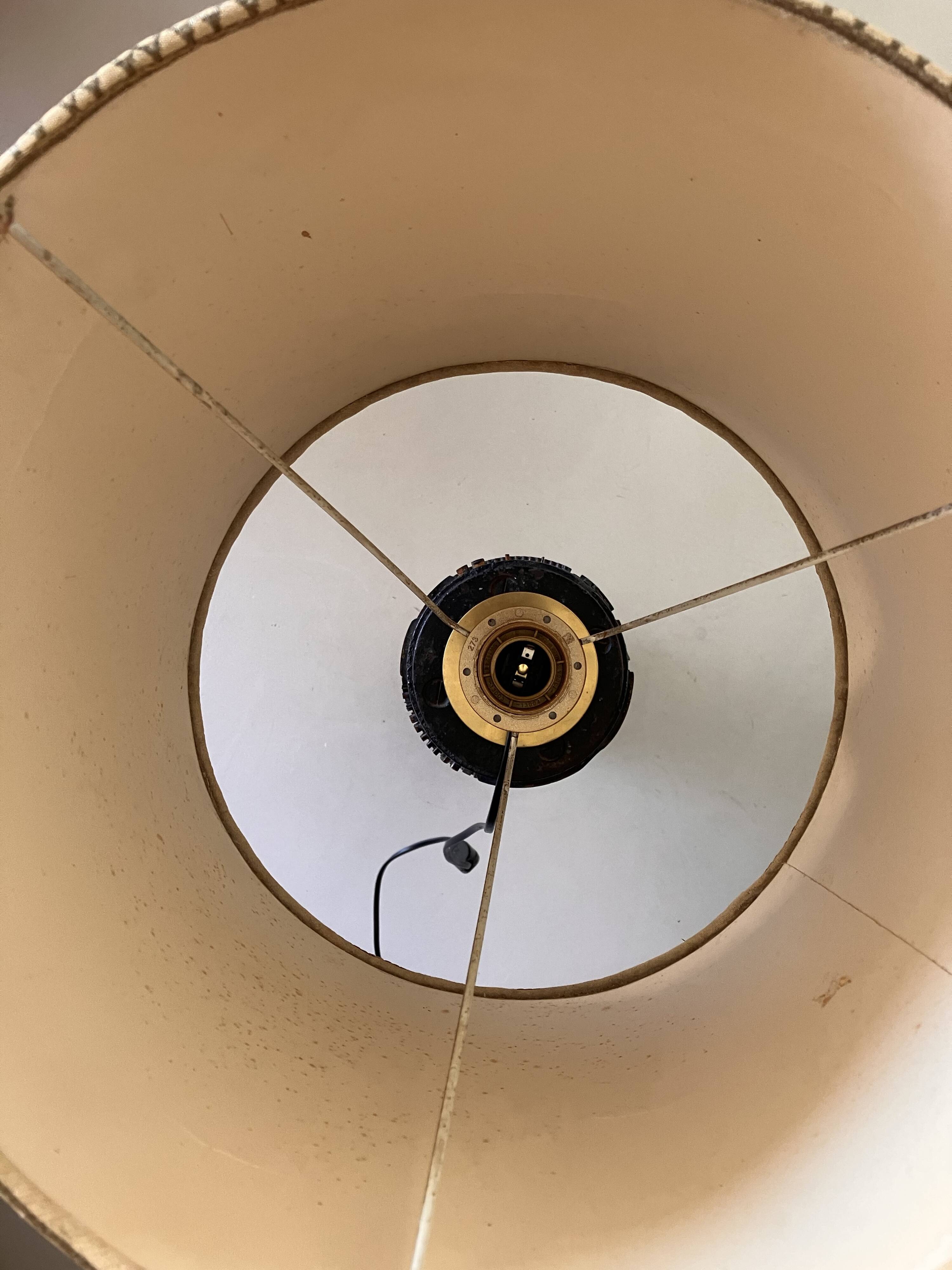 Table lamp on printing roll with floral lampshade floor lamp