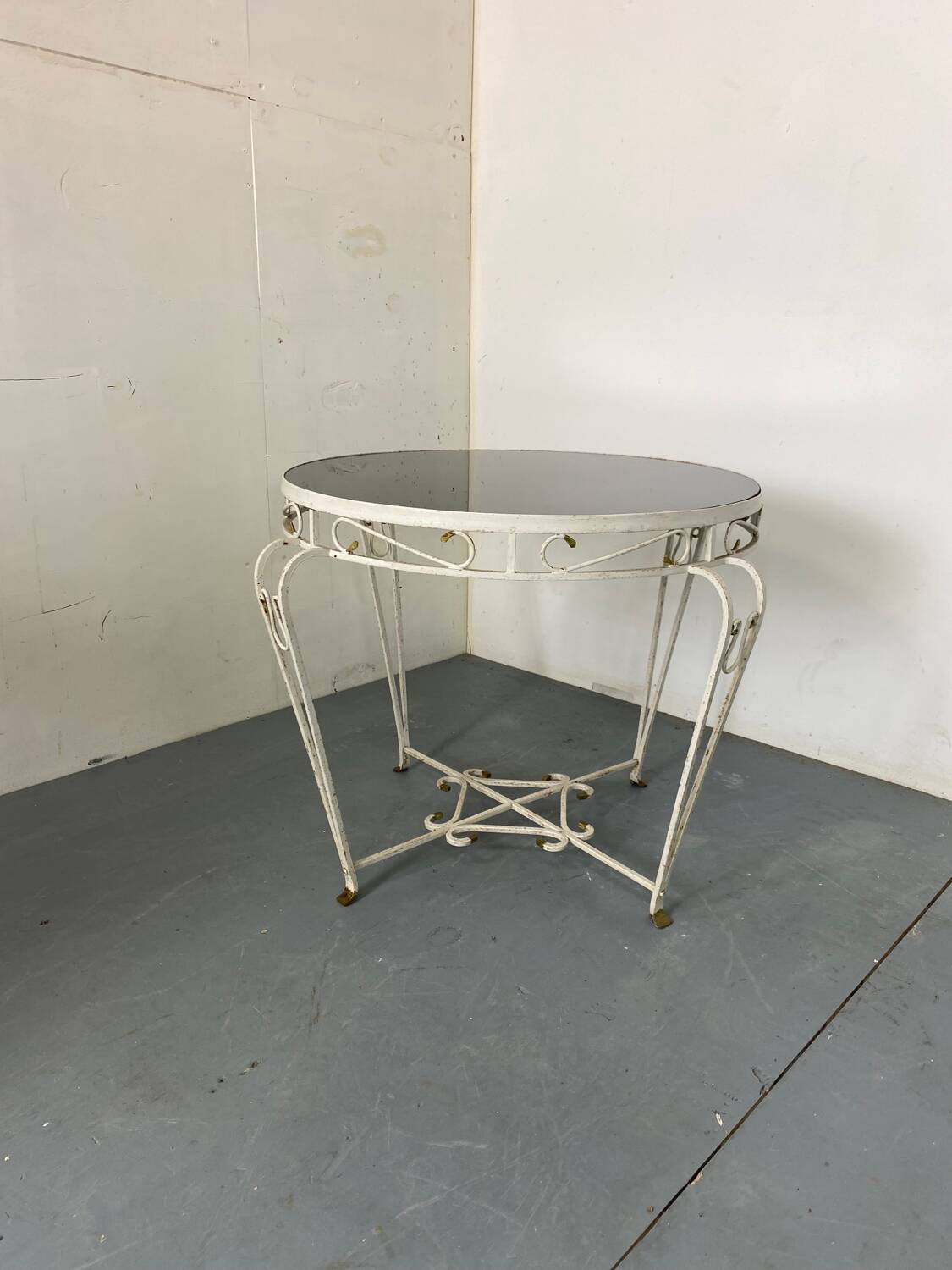 Table d'appoint vintage en fer forgé du milieu du siècle, années 1950