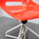 1960s Miroslav Navratil Set of Eight Fiberglass Chairs for Vertex, Czechosl