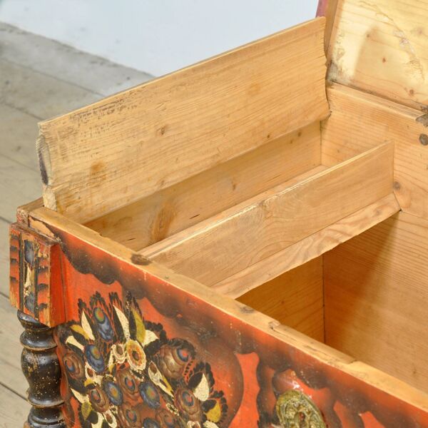 Coffre de mariage d'art populaire, vers 1850