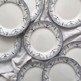 8 flat ironware plates “Balzac” Choisy le Roi